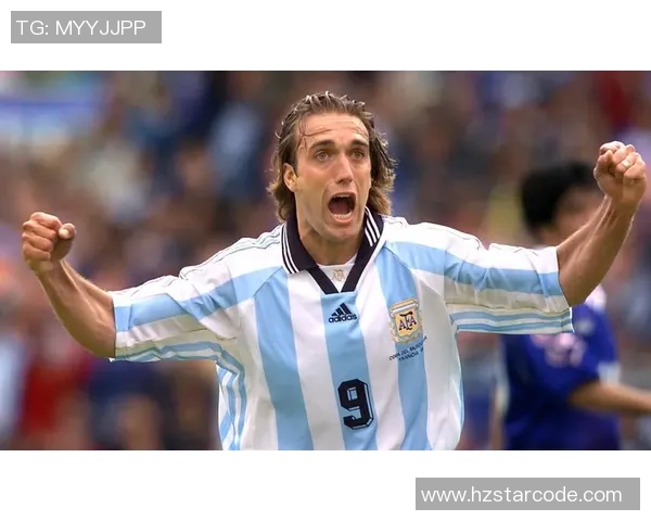 足球明星与娱乐明星的职业特点与社会影响力的深度对比分析 足球明星与娱乐明星的职业特点与社会影响力的深度对比分析